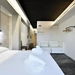 Loft Incantevole Con Piscina Апартаменты