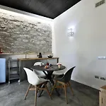 Loft Incantevole Con Piscina Апартаменты *