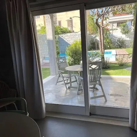 Loft Incantevole Con Piscina Apartmán